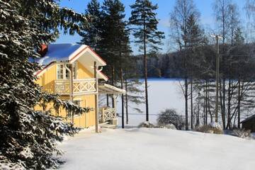 Фото номера Дом с 3 спальнями Шале Keitaanniemen lomamökki г. Haapamäki 75